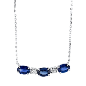 Collier aus 750 Weißgold 3 Saphire 1,68ct blau 2 Brillanten 0,18ct TW-SI L:45cm