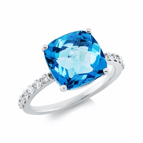 Ring aus 750 Weißgold Topas 4,64ct blau 12 Brillanten 0,26ct TW-SI H:10mm