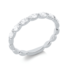 Ring aus 750 Gold Weißgold 7 Diamanten Oval-Schliff 0,47ct TW-SI B:2,4mm