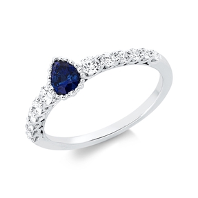 Ring aus 750 Weißgold Saphir 0,44ct blau 12 Brillanten 0,4ct TW-SI B:5,8mm