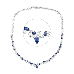 Collier aus 750 Weißgold 33 Saphire 6,53ct blau 58 Diamanten 4,4ct TW-SI L:45cm