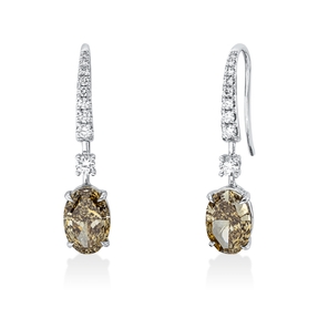 Ohrhänger aus 750 Gold Weißgold 20 Diamanten 4,56ct 29x6,2mm