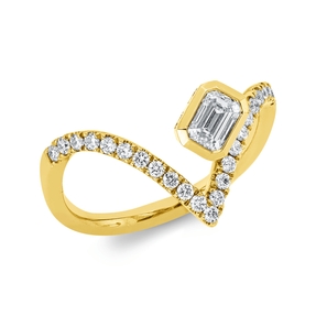 Ring aus 585 Gold Gelbgold 24 Diamanten 0,66ct B:10,9mm
