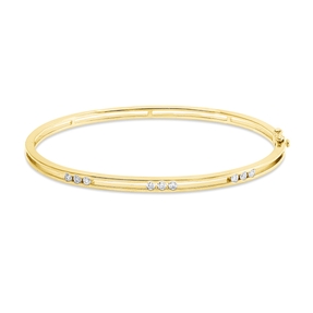 Armreif aus 750 Gold Gelbgold 9 Brillanten 0,32ct TW-PI 52x59mm