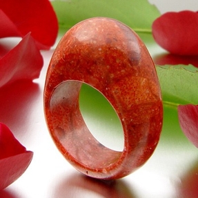 Ring aus echter Koralle Schaumkoralle mit Wölbung massiv Korallenring Damen Ring aus echter Koralle Schaumkoralle mit Wölbung massiv Korallenring Damen