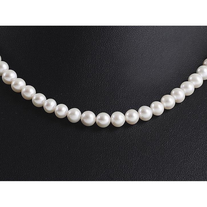 Kette aus echten Perlen creme-weiß klassisch