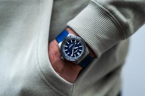 40ae2cd3-da3b-4e08-804e-  