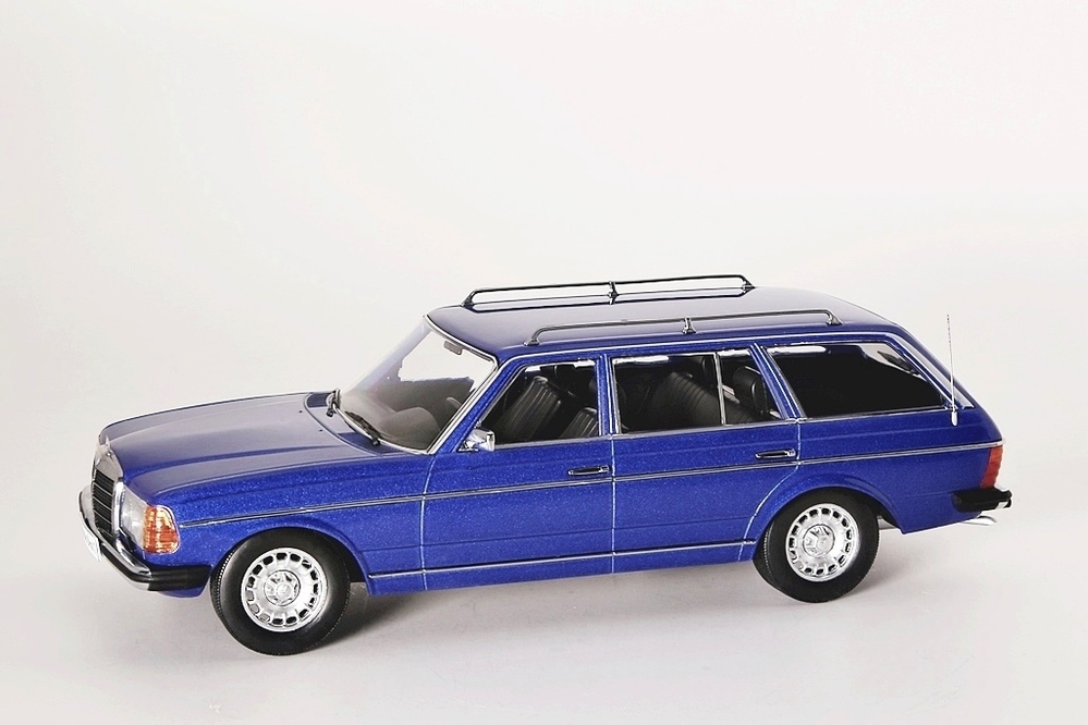 Mercedes  250T W123 Kombi blaumetallic  KK-Scale 1:18 NEU OVP KKDC180091