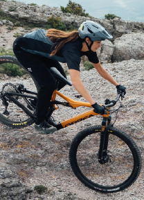 E-Mountainbikesl im Einsatz