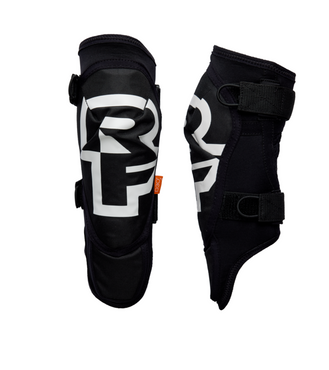 Race Face Indy Elbow Stealth
