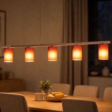 Elégante lampe à suspendre avec abat-jour en verre rouge