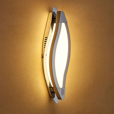 Applique LED avec interrupteur en chrome et acrylique