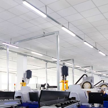 Set van 10 LED-buizen van 48 watt voor gebruik in magazijnen