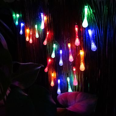 Lampa solarna RGB, łańcuch świetlny, szpikulec do ziemi, 20x LED, dł. 390 cm