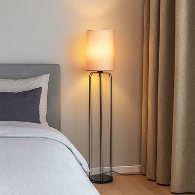 Stehlampe, rosefarben, Textil-Schirm, rund, H 114 cm