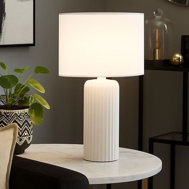 Tischlampe, weiß, Keramik, Textil, H 51 cm