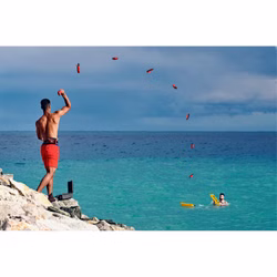 Restube Automatic Boje für die professionelle Wasserrettung und Drohnenrettung