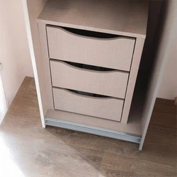 3-cekmeceli-ve-metal-rayli-genislik-43-cm-derinlik-45-cm-GOeRSEL-2-kopya.jpg 3-cekmeceli-ve-metal-rayli-genislik-43-cm-derinlik-45-cm-GOeRSEL-2-kopya.jpg