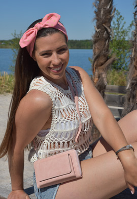 Haarband mit Punkte Muster und Schleife Look