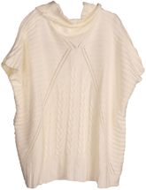 Strick Poncho mit Zopfmuster Ärmeln und Schalkragen