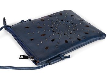 styleBREAKER Damen Mini Bag Umhängetasche mit Cutouts in Ethno Blumen Form und Nieten, Schultertasche, Handtasche, Tasche 02012304