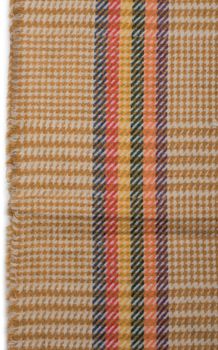 styleBREAKER Damen weicher Schal mit Pepita Hahnentritt Muster, bunten Streifen und Fransen, Winter, Stola 01017121