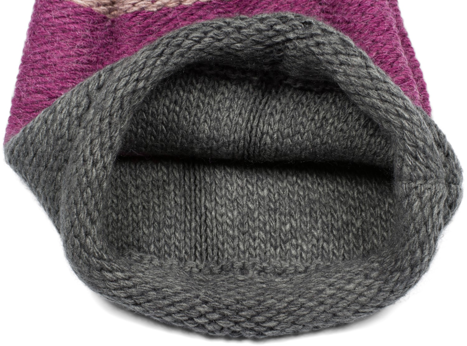 https://cdn02.plentymarkets.com/ah5n9aivnyu5/item/images/2273/full/loop-strick-schal-muetze-set-streifen-2273_9.jpg