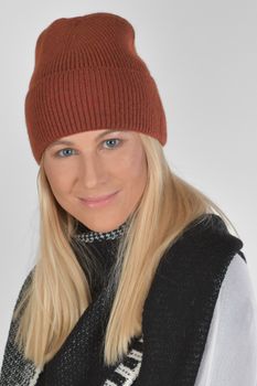 styleBREAKER Unisex Strickmütze mit Rippenmuster und breiter Krempe, Feinstrick Mütze doppelt gestrickt, Strick Beanie 04024190