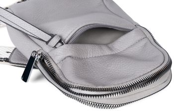 styleBREAKER Damen One Shoulder Rucksack, gemusterter Schultergurt, Einfarbige Crossbody Bag, Cityrucksack, Sling Bag 02012387