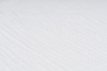 styleBREAKER Damen Musselin Dreieckstuch aus 100% Baumwolle | Weiches und leichtes Halstuch für Damen Unifarben | Stylisches Tuch für jede Jahreszeit - Made in Italy, 196 x 84 cm