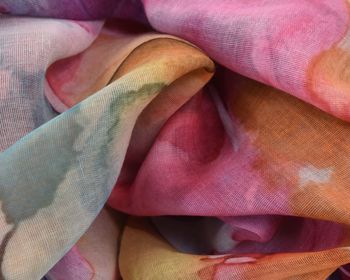 styleBREAKER Damen Loop Schal mit Aquarell Muster | leichter Schlauchschal 83x49 cm | weiche Viskose | stylischer Eyecatcher für Frühling & Alltag