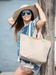 styleBREAKER Strandtasche mit Punkte Muster und Kordelgriffen | großes Hauptfach mit Reißverschluss | inkl. abnehmbarer Kosmetiktasche | Shopper Damen mit Bast-Detail