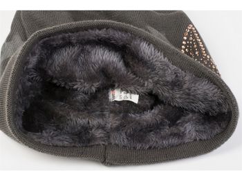 styleBREAKER warme Feinstrick Beanie Mütze mit All Over Stern Muster, Strass Stern und sehr weichem Fleece Innenfutter, Unisex 04024084