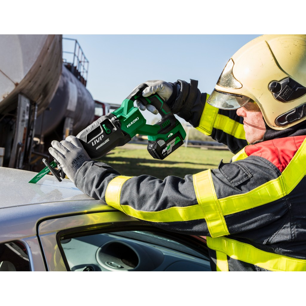 HiKoKi 36 V Akku Säbelsäge 3000 u/min für Holz Stahl Edelstahl Rohre CR36DAW4Z HiKoKi 36 V Akku Säbelsäge 3000 u/min für Holz Stahl Edelstahl Rohre CR36DAW4Z