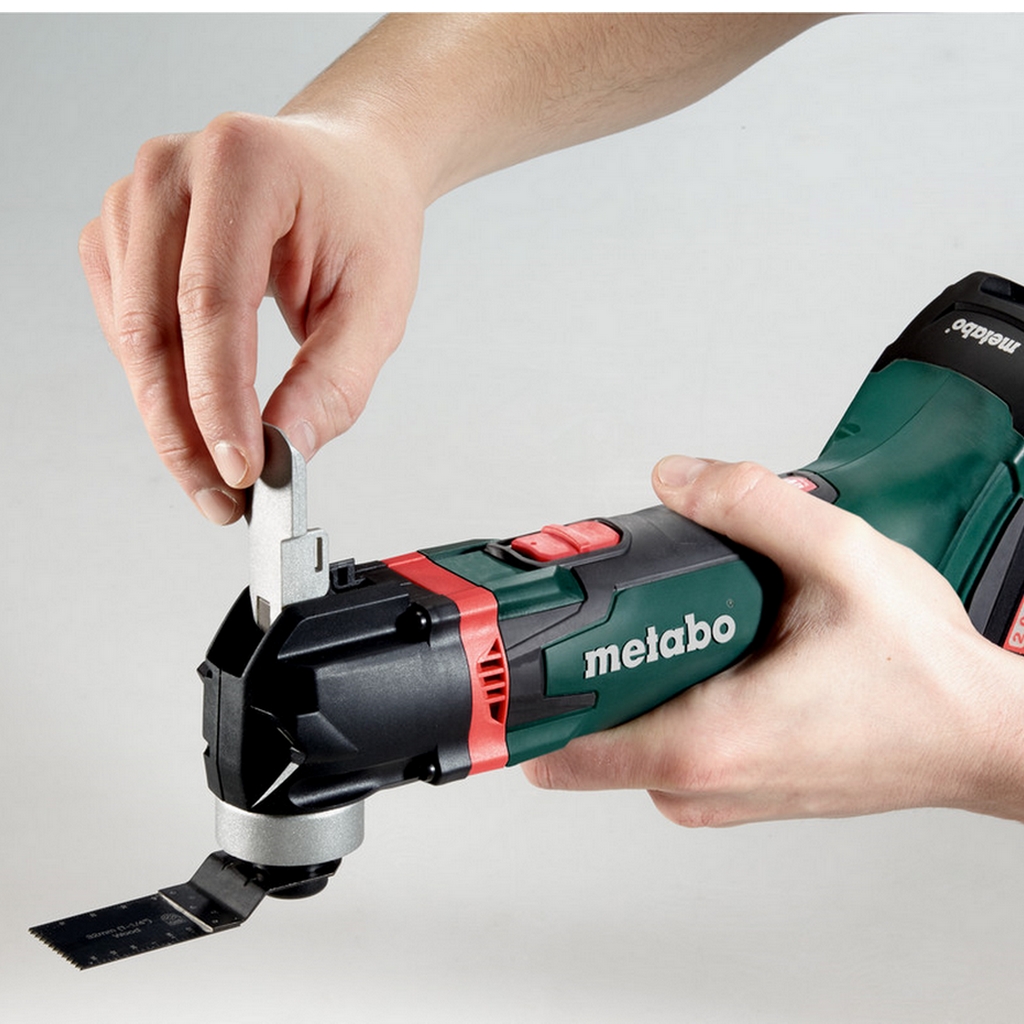 Metabo Akku Multitool MT 18 LTX 18 V im Metaloc + Zubehör CAS Akku System Mafell Metabo Akku Multitool MT 18 LTX 18 V im Metaloc + Zubehör CAS Akku System Mafell