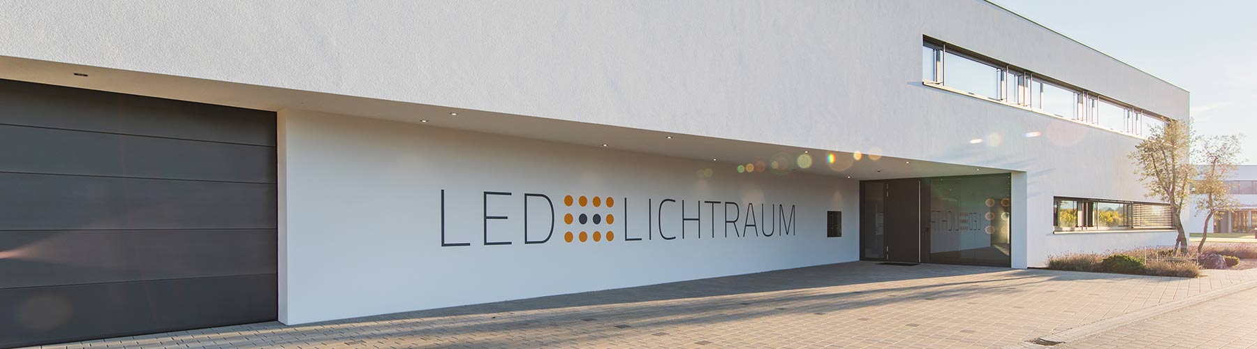 LED-Lichtraum SSC-LUXon GmbH Unternehmensgebäude Firmensitz