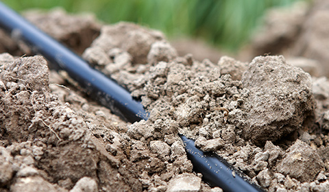 Erdkabel zur Stromversorgung im Garten