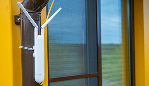 WLAN Repeater im Garten für smarte LED Beleuchtung