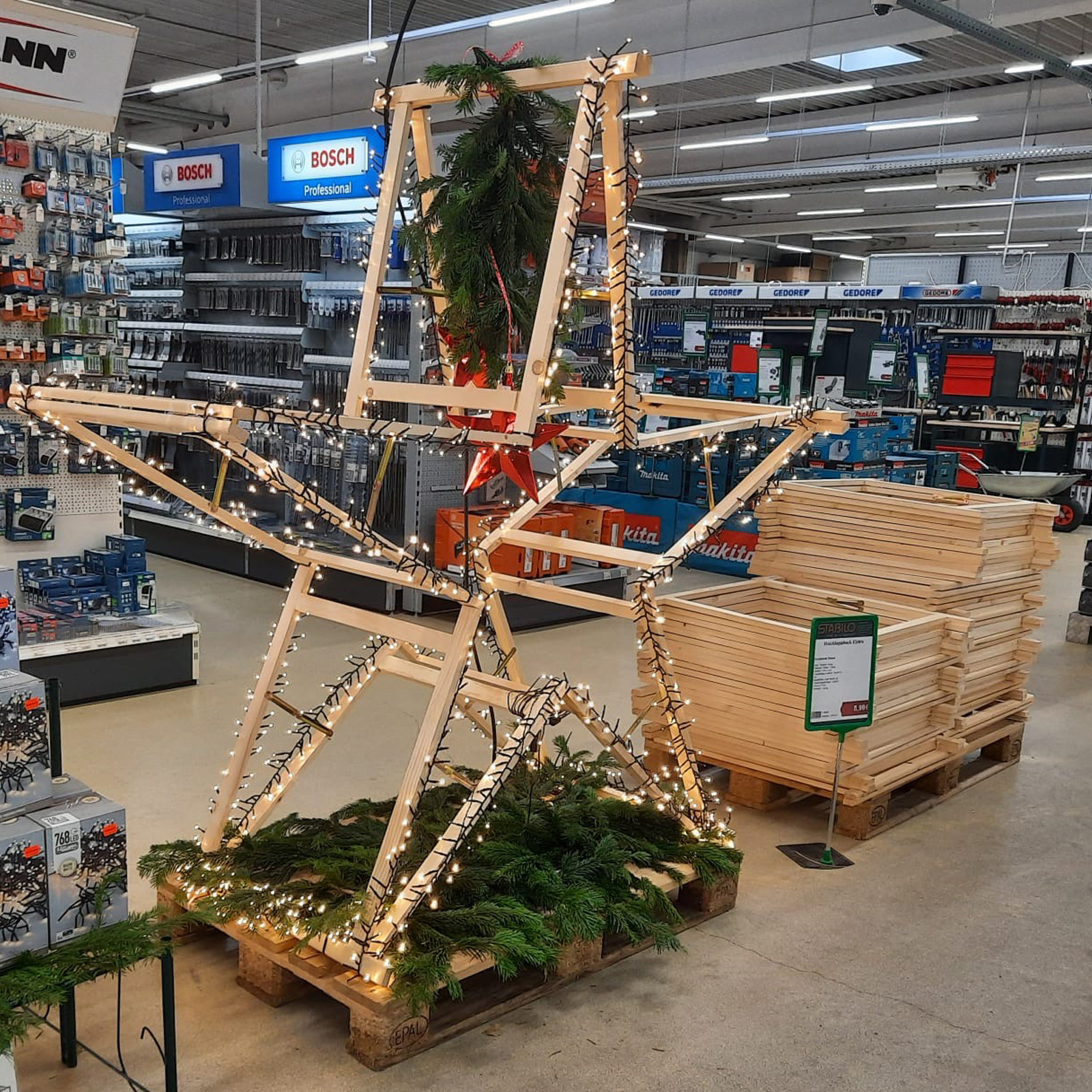 5x Holzklappbock, Unterstellbock, Gerstbock, Sttzbock, Arbeitsbock,  Fichte, bis 80 kg, robust, stabil, Weihnachtsstern, Werkstatt, Handwerk,  Garten [Artikelpaket] | STABILO ...mehr als nur Baumarkt!