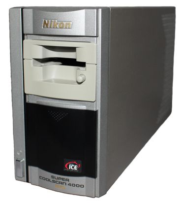 完動・美品　Nikon Super CoolScan LS-4000 ED Nikon LS-4000 ED Super CoolScan Photo, Slide & Film Scanner