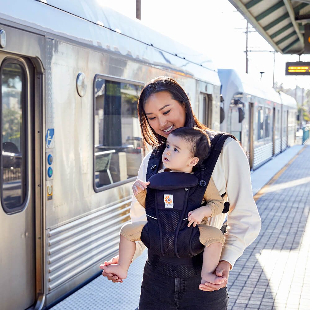 Ergobaby Omni Breeze