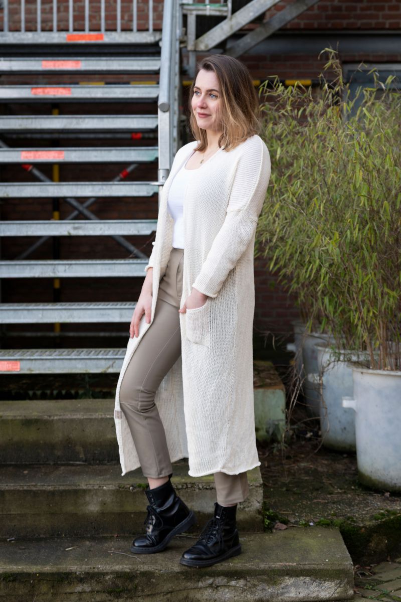 Outfit Lange Beige Strickjacke Jasmin Lange Strickjacke Beige Mit