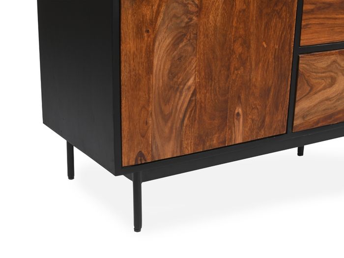 BOSTON Highboard mit 4 Türen / 3 Schubl. / 3 Ablagen BOSTON Highboard mit 4 Türen / 3 Schubl. / 3 Ablagen