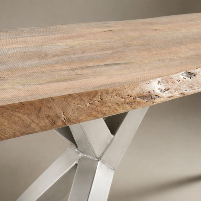 Baumkantentisch "live edge" Mango 160x90 cm, Eisengestell silber matt Baumkantentisch "live edge" Mango 160x90 cm, Eisengestell silber matt