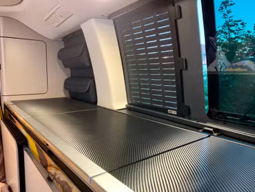 Protective film for the glass worktops in the kitchen unit in the Mercedes-Benz Marco Polo W447 in various colours carbon optics
