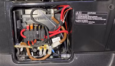 12 volt sockets in Mercedes-Benz Marco Polo in side panelling on body battery continuous current - incl. installation
