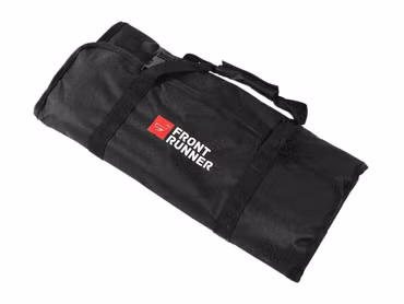 Le sac de transport des couverts de camping ou des outils de Front Runner pour mettre de l'ordre dans le Marco Polo