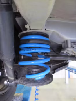 Reinforced springs for Mercedes-Benz V-Class, Vito (Tourer), Marco Polo, Horizon, Activity W447 from year of manufacture 10.2014