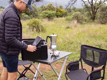 EXPANDER TABLE - FROM FRONT RUNNER A sturdy, foldable camping table