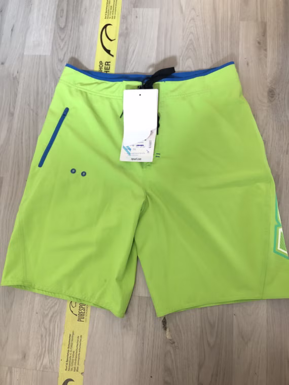 Operator green Boardshort Neilpryde M